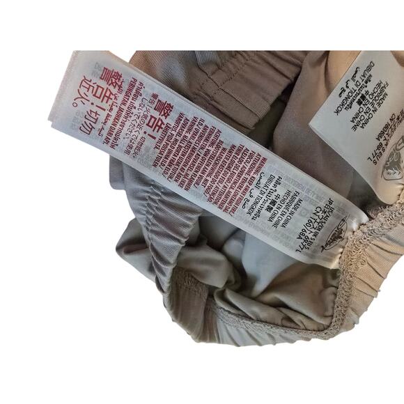 DISNEY PRINCESS COLLECTION IN A LAND FAR AWAY size S Gray T-Shirt and Shorts NWT - Picture 12 of 12